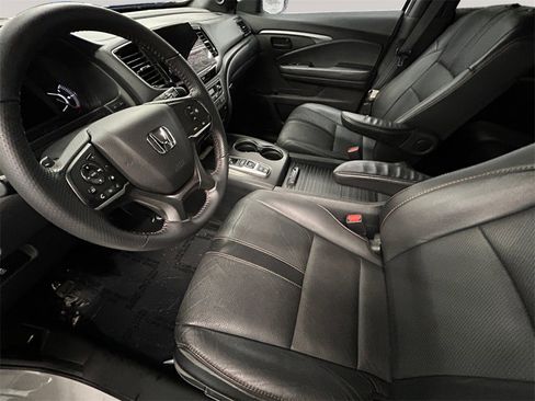 Used 2022 Honda Passport TrailSport image 10