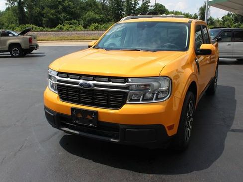 Used 2023 Ford Maverick Lariat w/ Lariat Luxury Package image 18