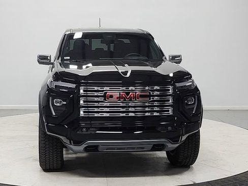 Used 2025 GMC Canyon Denali AWD/4WD image 2