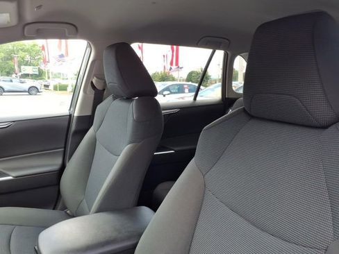 Used 2025 Toyota RAV4 LE FWD image 15