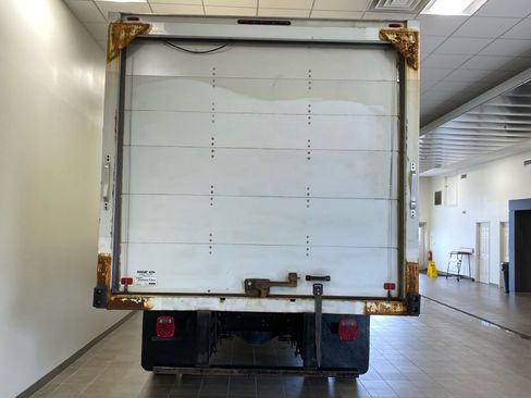 Used 2021 Ford F650 2WD Regular Cab Super Duty image 6