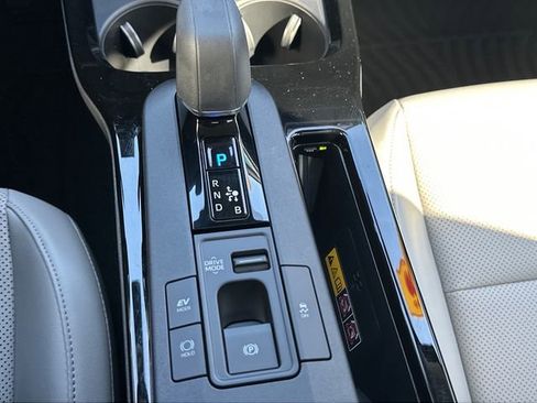 Used 2026 Toyota Prius Limited FWD image 25