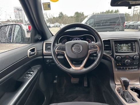 Used 2016 Jeep Grand Cherokee Laredo w/ Quick Order Package 23E image 19