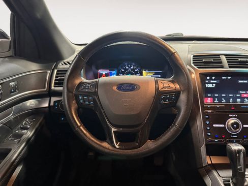 Used 2017 Ford Explorer Sport w/ Equipment Group 401A image 13
