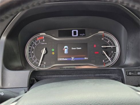 Used 2016 Honda Pilot Touring image 20