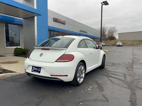 Used 2019 Volkswagen Beetle 2.0T SE w/ SE Premium Package image 7