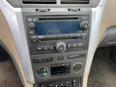 Used 2010 Chevrolet Traverse LT w/ Personal Connectivity Package image 31