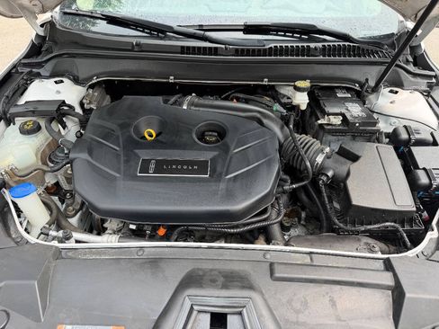 Used 2020 Lincoln MKZ AWD w/ Convenience Package image 8