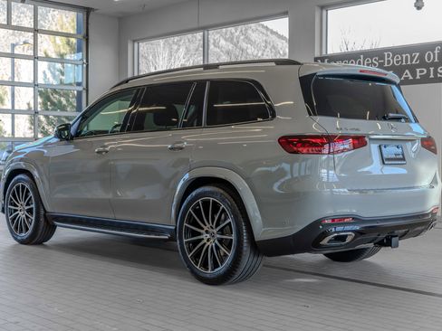 New 2026 Mercedes-Benz GLS 450 4MATIC image 13