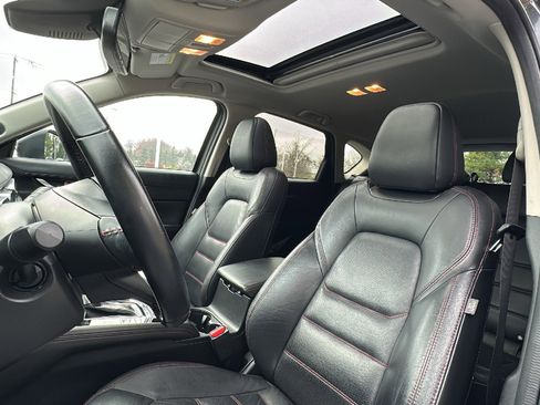 Used 2024 MAZDA CX-5 Carbon Edition image 13