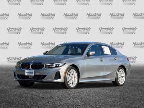 Used 2025 BMW 330i Sedan w/ Premium Package image 9
