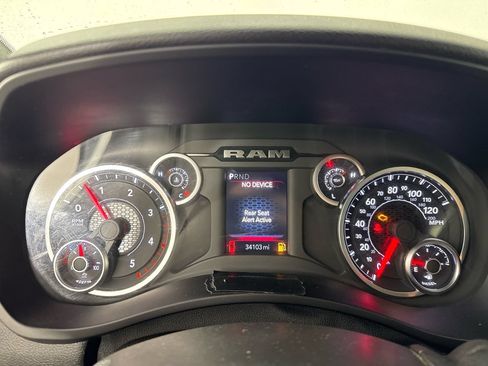 Used 2025 RAM 2500 Big Horn AWD/4WD image 21
