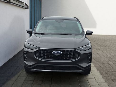 Used 2023 Ford Escape Platinum AWD/4WD image 8