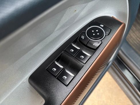 Used 2023 Ford Maverick Lariat w/ Lariat Luxury Package AWD/4WD image 19