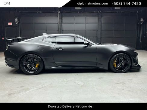 Used 2019 Chevrolet Camaro ZL1 image 8