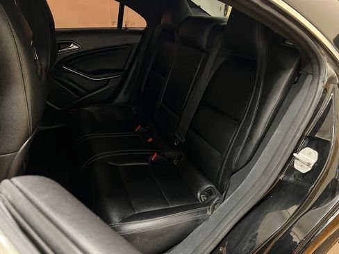 Used 2018 Mercedes-Benz CLA 250 4MATIC image 29