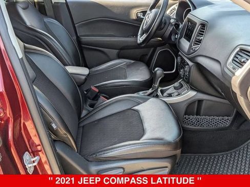Used 2021 Jeep Compass Latitude w/ Convenience Group AWD/4WD image 38
