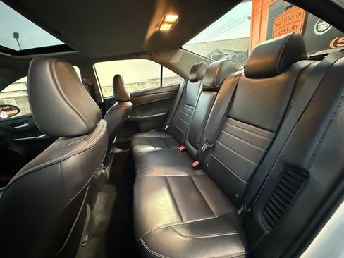 Used 2016 Toyota Camry XLE w/ Moonroof Package FWD image 27