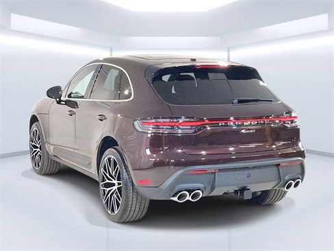 New 2026 Porsche Macan image 3