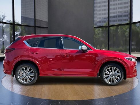 Used 2024 MAZDA CX-5 Signature image 2