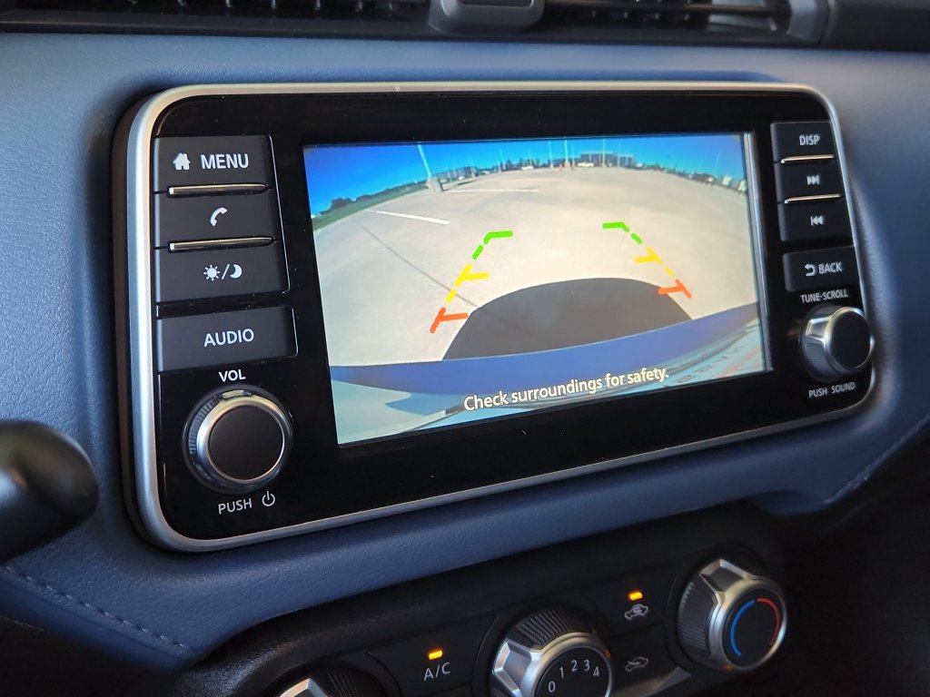 Used 2025 Nissan Versa SV FWD image 20