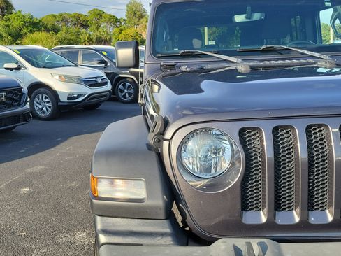 Used 2020 Jeep Wrangler Unlimited Sport S w/ Sun And Sound Package AWD/4WD image 7