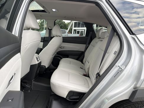 Used 2025 Hyundai Tucson SEL FWD image 29
