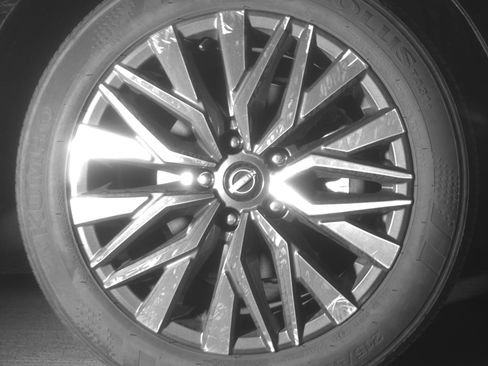 Used 2025 Nissan Altima 2.5 SV FWD image 13