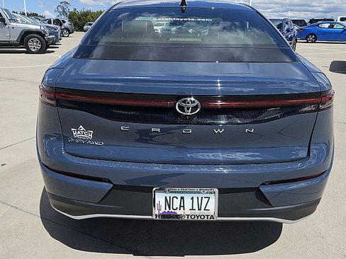 Used 2025 Toyota Crown image 6