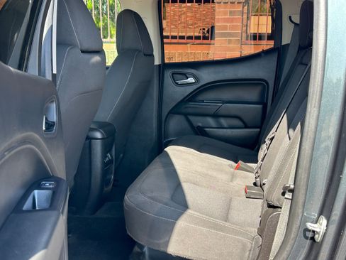 Used 2017 Chevrolet Colorado LT image 7