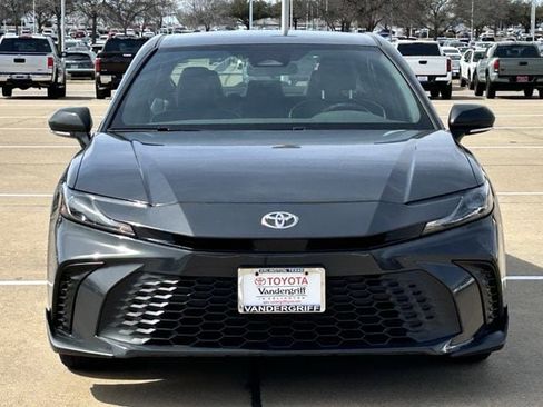 Certified 2025 Toyota Camry SE image 10