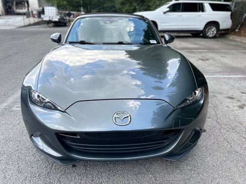 Used 2019 MAZDA MX-5 Miata Grand Touring w/ GT-S Package RWD image 2