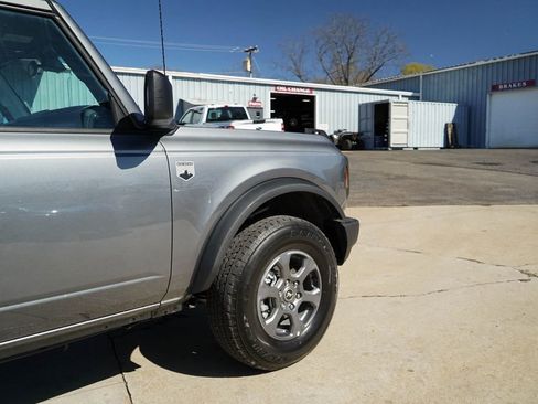 Used 2025 Ford Bronco Big Bend image 12