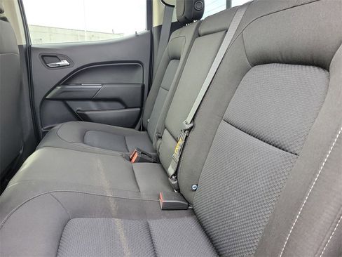 Used 2022 Chevrolet Colorado LT w/ LT Convenience Package image 11