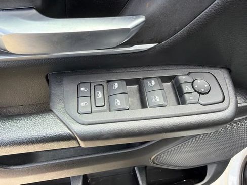 Used 2025 RAM 1500 Big Horn AWD/4WD image 18
