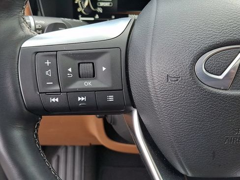Used 2023 INFINITI QX60 Sensory w/ Vision Package AWD/4WD image 22