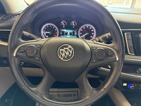 Used 2018 Buick Enclave Essence FWD image 35