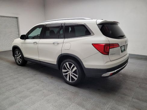 Used 2018 Honda Pilot Touring image 3