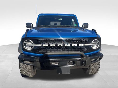 Used 2024 Ford Bronco Wildtrak image 5