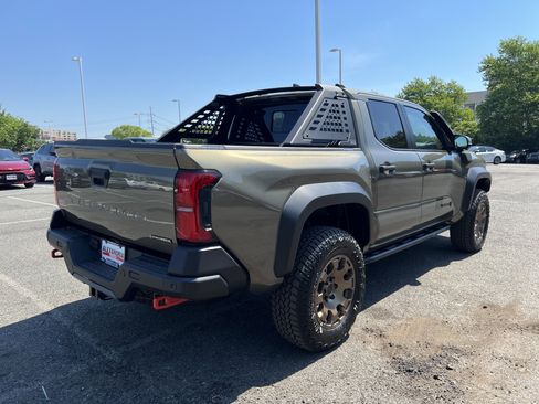 New 2026 Toyota Tacoma 4x4 Double Cab Hybrid image 4