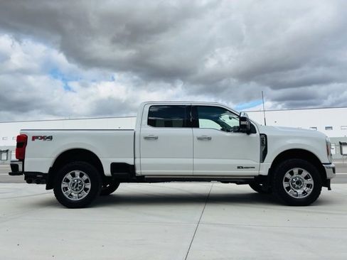 Used 2023 Ford F250 Lariat w/ Lariat Ultimate Package image 6