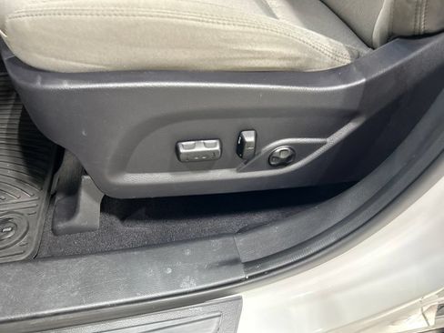 Used 2017 Hyundai Santa Fe Sport AWD/4WD image 12