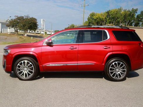 Used 2023 GMC Acadia Denali w/ Denali Ultimate Package FWD image 4