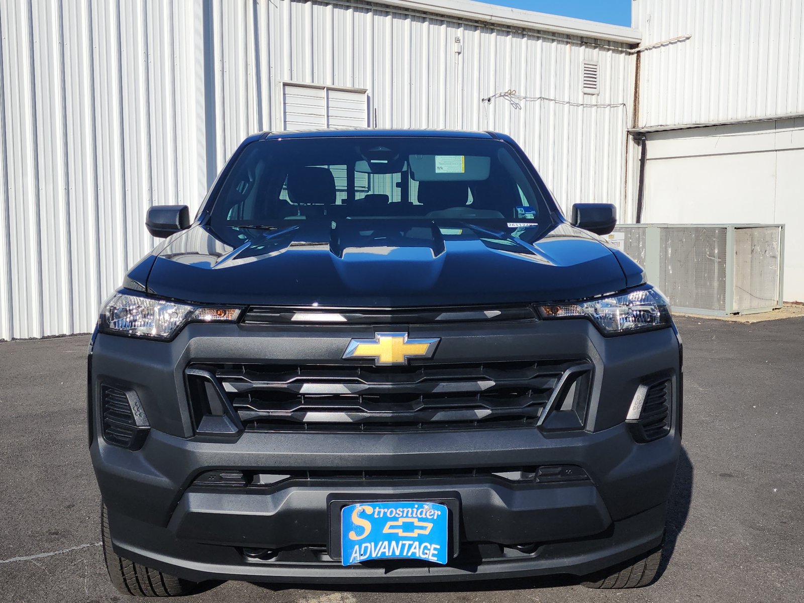 Used 2026 Chevrolet Colorado W/T w/ WT Custom Package AWD/4WD image 8