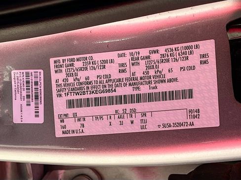 Used 2019 Ford F250 Platinum w/ Platinum Ultimate Package AWD/4WD image 33