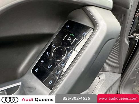Used 2025 Audi Q5 Premium w/ Convenience Package AWD/4WD image 17