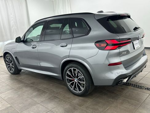 New 2026 BMW X5 xDrive50e AWD/4WD image 3