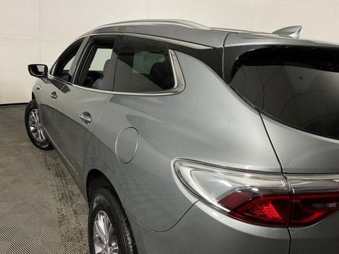 Used 2024 Buick Enclave Essence image 39