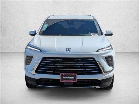 New 2026 Buick Enclave Preferred image 2