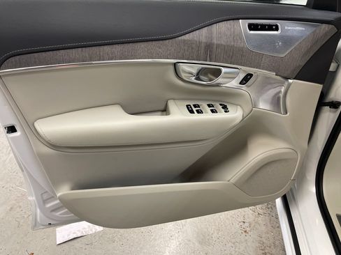 Certified 2024 Volvo XC90 T8 Ultimate AWD/4WD image 15